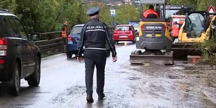 frana Argegno confine Colonno
