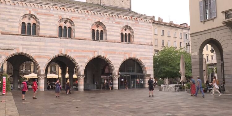 piazza Grimoldi