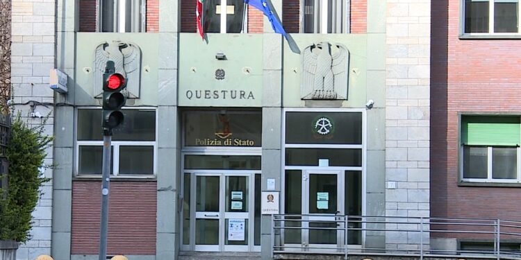 questura di Como