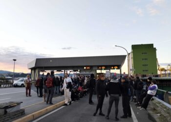 Sciopero Usb dalle 6 di stamani contro la Msc Melani III
