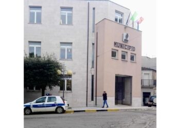 Ieri l'incidente in Molise. Ferito il compagno e altro ragazzo