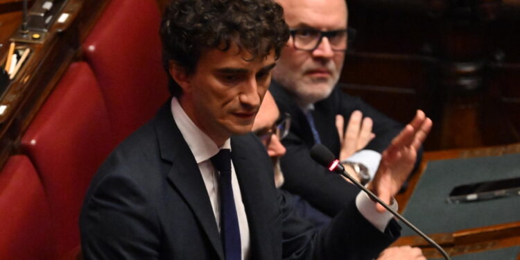 "Sarebbe opportuno farlo con la maggior condivisione possibile"