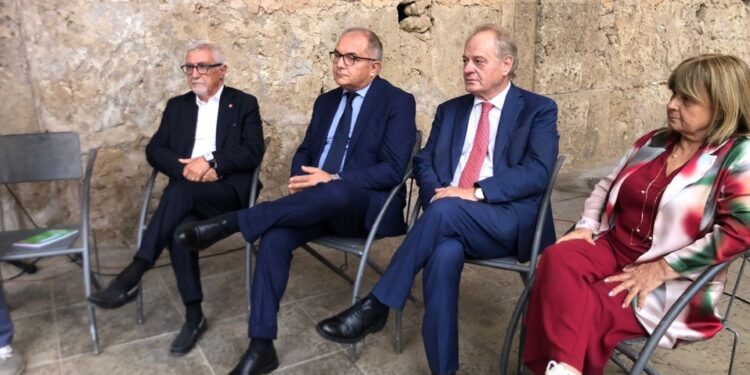 Procuratore a festa de L'Unità a Palermo