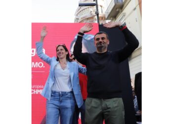 La soluzione prevederebbe la partecipazione di Nichi Vendola