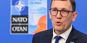 Dopo l'odierna violazione dello spazio aereo del Paese