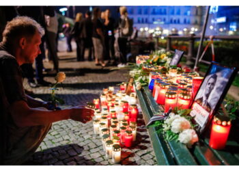 Le rivelazioni del Daily Mail e del Guardian sul killer di Kirk
