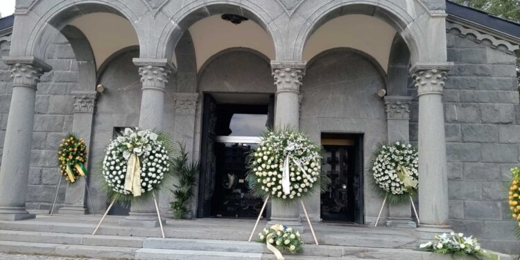 A Sestriere oggi i funerali del giovane discesista