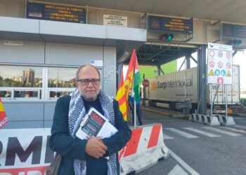 Sit-in all'esterno del Porto di Trieste contro armi a Tel Aviv