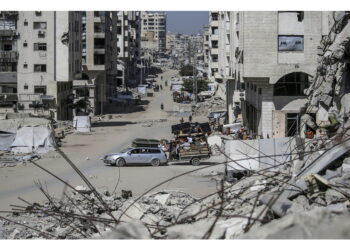 'Sarà colpita torre Al-Ra'iya. Residenti vadano a Al-Mawasi'