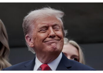 I giudizi più severi sul presidente Usa su economia e salute