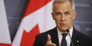 L'annuncio del premier Carney. E' il primo Paese del G7
