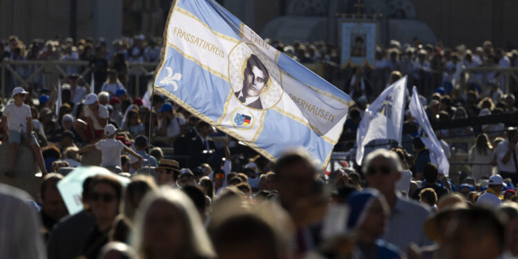 Pronunciata da Leone la formula ufficiale all'inizio della messa