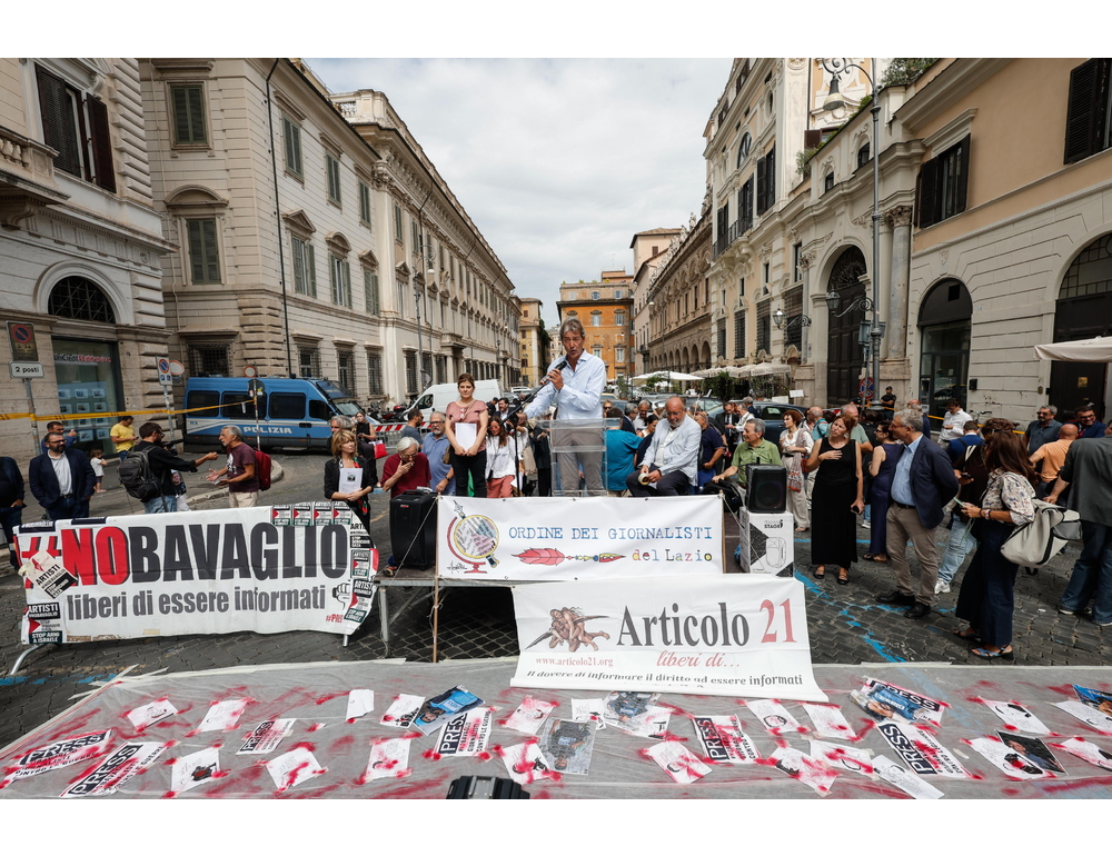 In piazza per i reporter uccisi a Gaza, letti i nomi