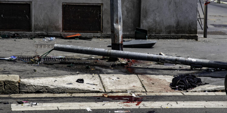 Alla guida un poliziotto coetaneo della vittima