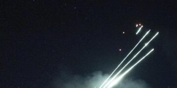 Esplosioni anche a Kiev e Leopoli