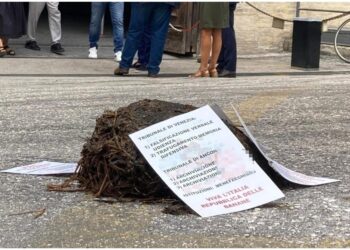 Perquisizione Polizia nell'Anconetano