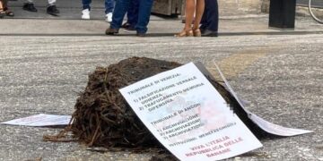 Perquisizione Polizia nell'Anconetano