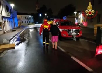 Oltre 40 gli interventi dei vigili del fuoco