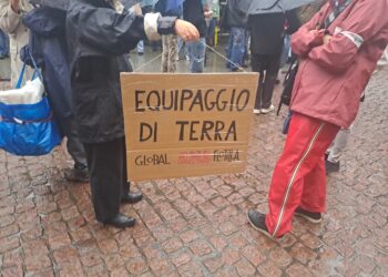 Presidio davanti sede Comune organizzato da Cub