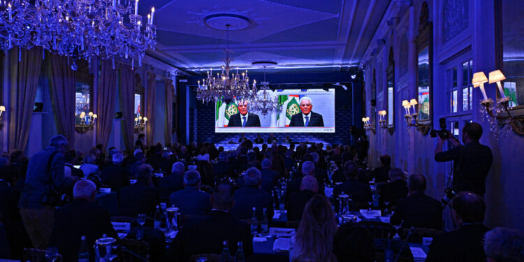 C'è bisogno di istituzioni europee più forti