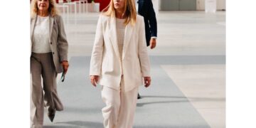 "Cerchiamo di costruire pace non solo con gli slogan"