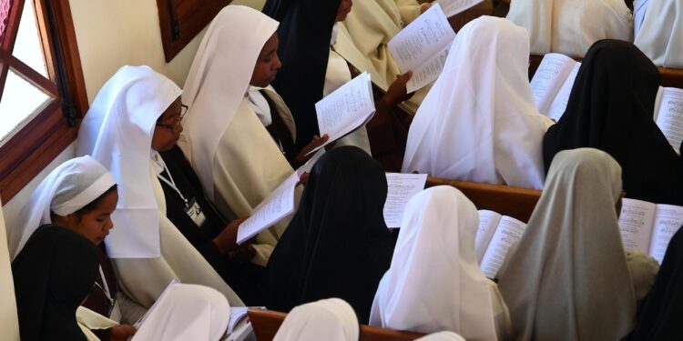 Carmelitane avevano finito missione
