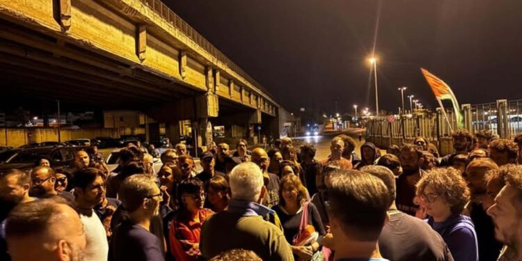 Usb: 'bloccheremo raffineria'. Sindacalista aggredito al porto