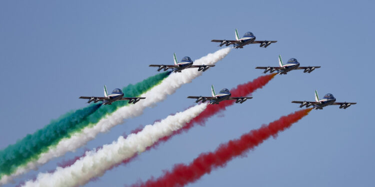 A Rivolto lo spettacolo a terra e in volo