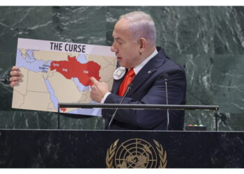 E mostra 'la mappa del terrore' del regime di Teheran