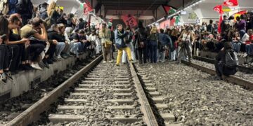 Indagini della Digos su Pro Pal. Acquisiti immagini e video