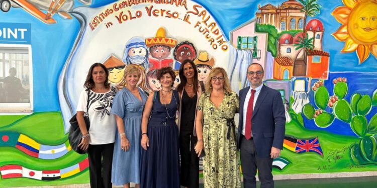 Incontro nell'istituto comprensivo Saladino a Palermo