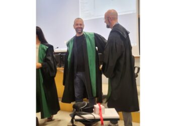 La moglie diffonde un suo messaggio