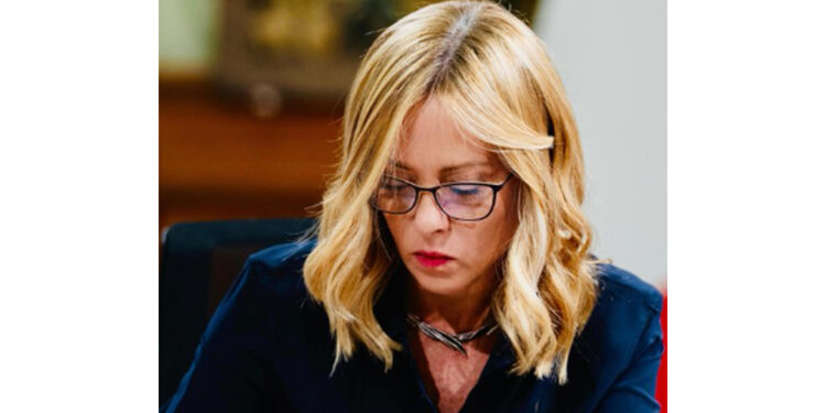 Fi al 9% in vantaggio di un punto sulla Lega. M5s al 5