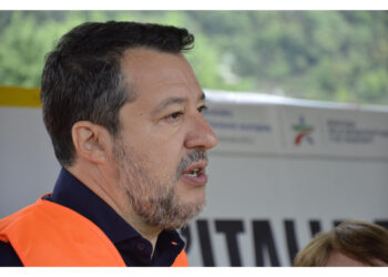 Teppisti danneggiano i cittadini perbene a Torino