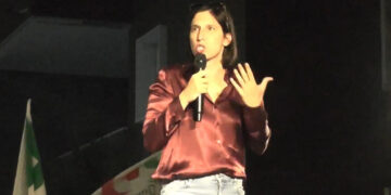E la Meloni attacca gli attivisti invece di difenderli