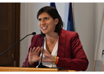 La segretaria dem ribatte alle critiche della premier