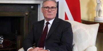 Gb 'non lascia sue bandiere a chi predica violenza e razzismo'