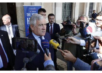 "Prima di salire sul palco ho sentito ministro Esteri Israele"