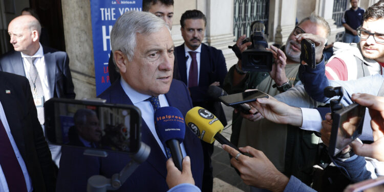 "Prima di salire sul palco ho sentito ministro Esteri Israele"