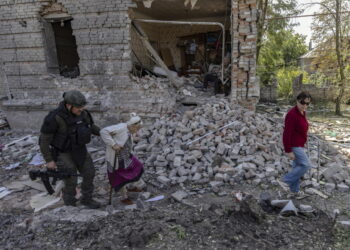 Arrivati primi aiuti militari Purl. Usa: ok missili a Polonia