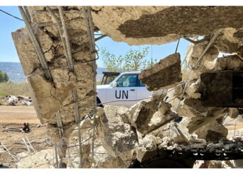 Forze di pace erano impegnate a rimuovere blocchi stradali