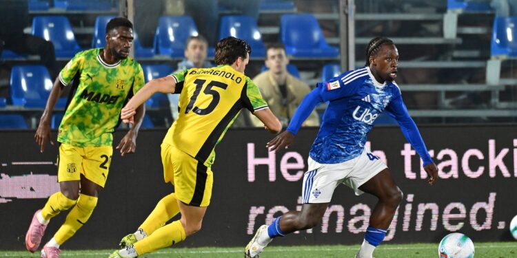 Una fase di Como-Sassuolo (foto Roberto Colombo)