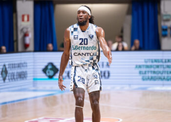 Xavier Sneed of Pallacanestro Cantù