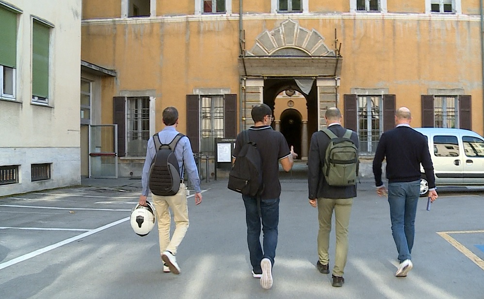 Piano scuole del Comune di Como, contrari tutti i consigli d’istituto: “Impraticabile e sbagliato”