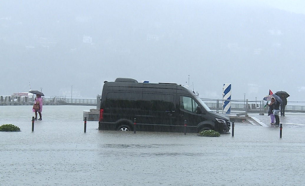 Maltempo, Fontana chiede lo stato di emergenza. In Lombardia danni per decine di milioni di euro