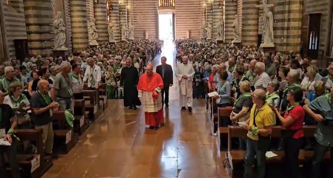 Pellegrinaggio giubilare, 1270 fedeli in viaggio verso Roma: prima tappa Orvieto