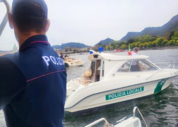 controlli lago polizia