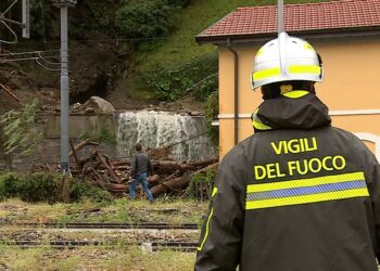 vigili del fuoco Como