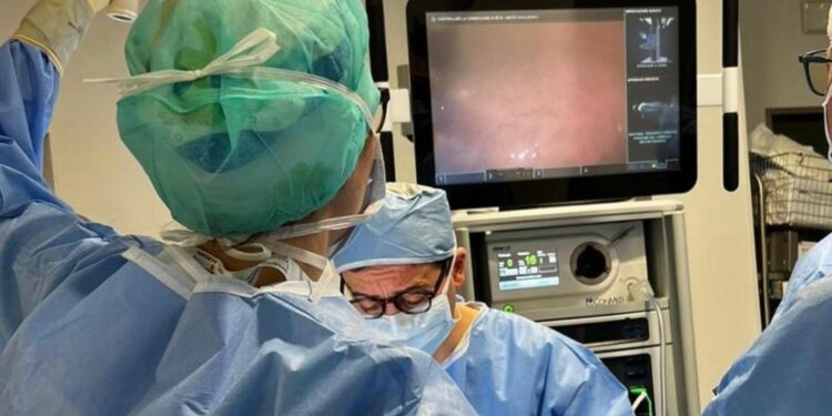 Al Mauriziano dopo chemioterapia e immunoterapia preoperatoria