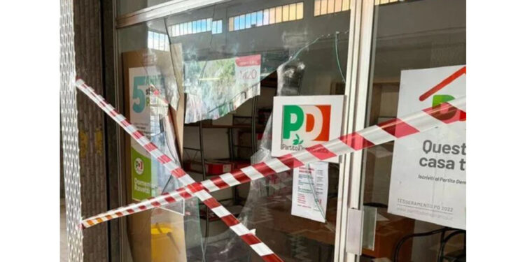 Utilizzato un bidone dei rifiuti